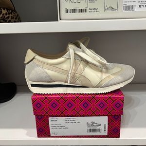 Tory Burch shoe